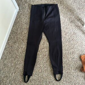 Lululemon pull-on pant